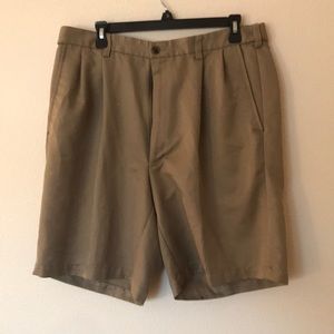 Men’s Haggar shorts